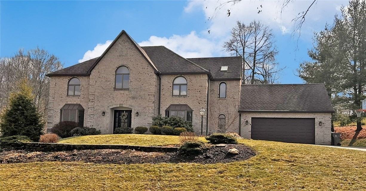 120 Marlboro Dr - Photo 2 of 17