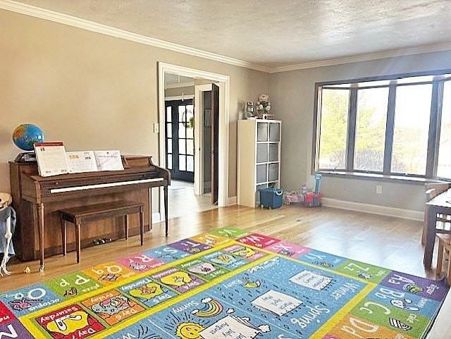 120 Marlboro Dr - Photo 4 of 17