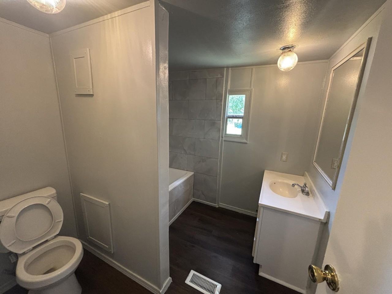 601 Lubbock St #1 - Photo 6 of 10