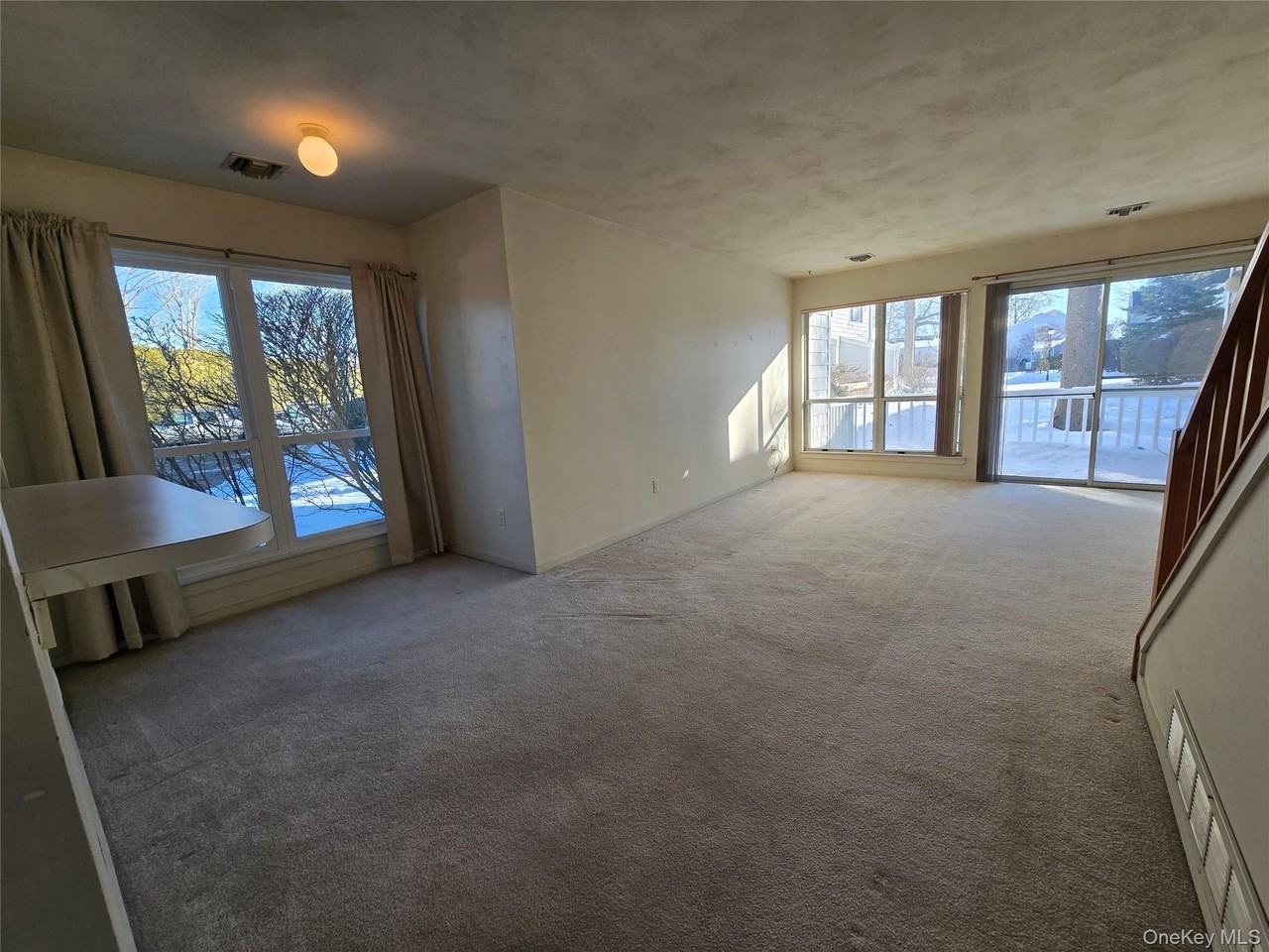 220 Montauk Hwy - Photo 6 of 20