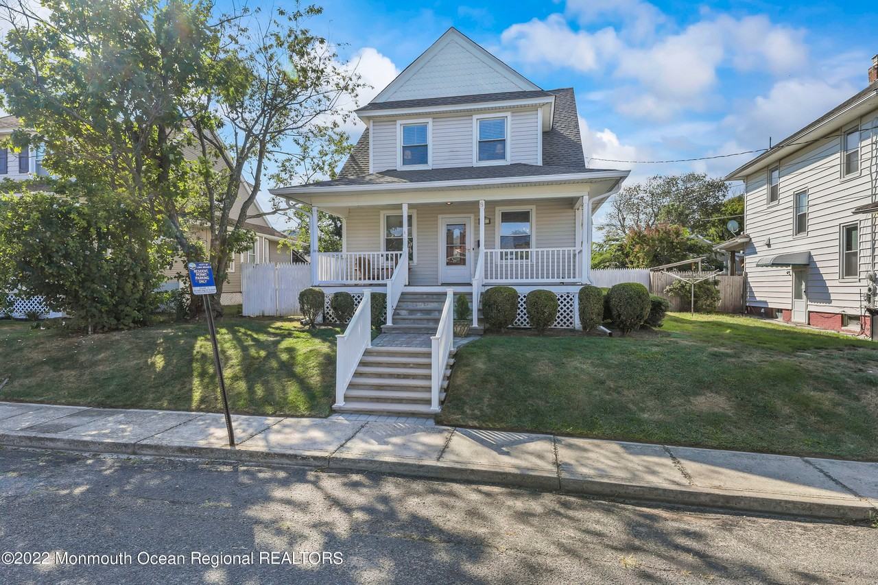 8 Arthur Ave - Photo 2 of 26