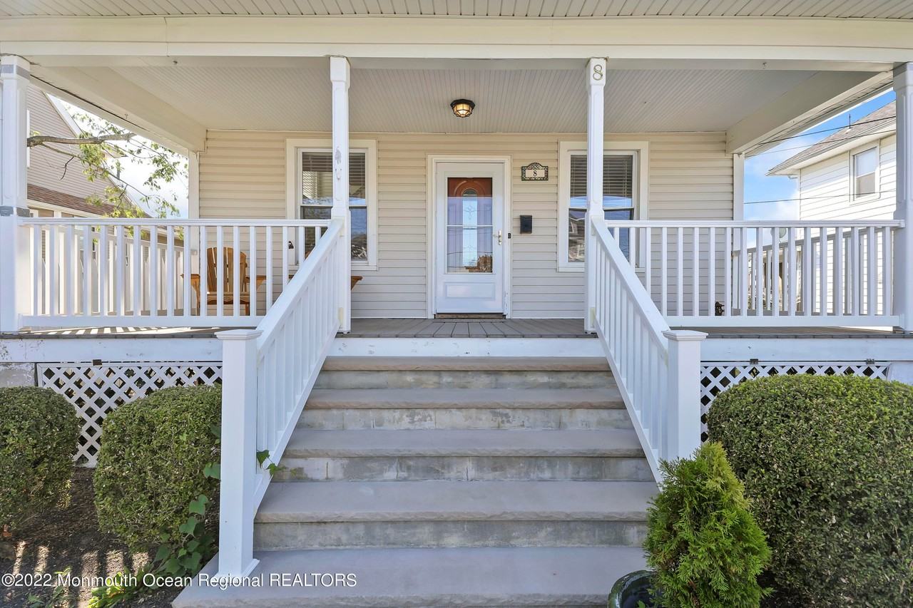 8 Arthur Ave - Photo 4 of 26