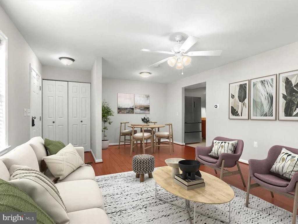 9075 N Laurel Rd ##G - Photo 5 of 28