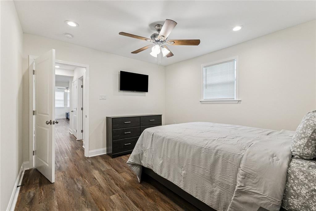 900 Fried St - Photo 5 of 12