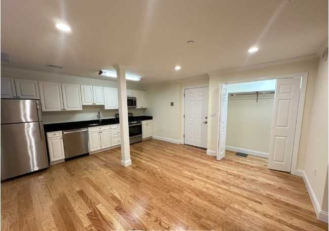 Chauncy St - Photo 2 of 6