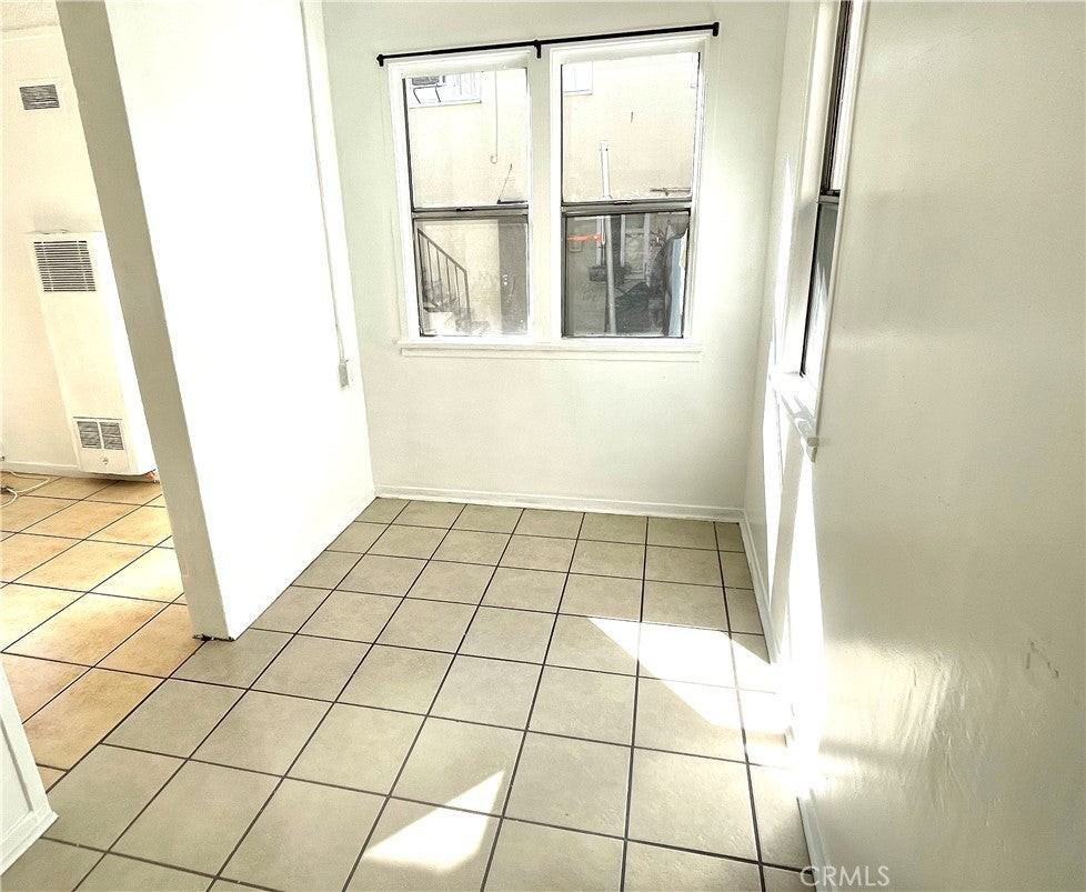 5427 1/2 Dairy Ave - Photo 4 of 11