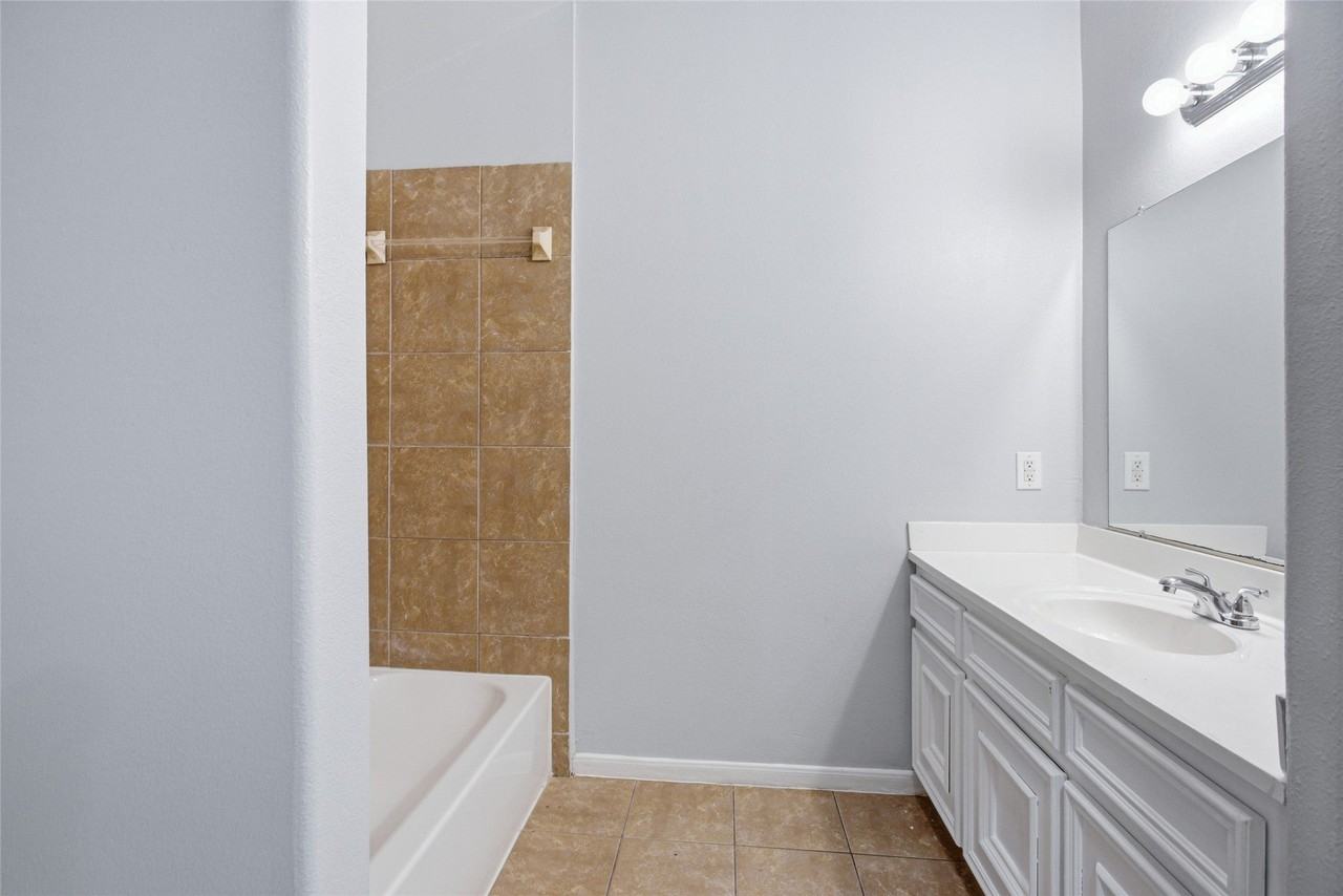 3141 County Road 81 - Photo 7 of 12