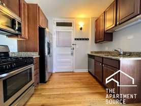 2102 W Ainslie St #E1 - Photo 1 of 1