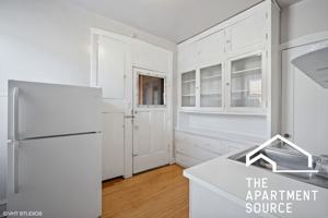 featured image of 1031 Dempster St #W1