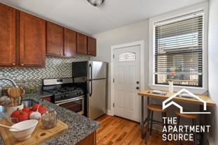 4419 N Wolcott Ave #B1 - Photo 1 of 1