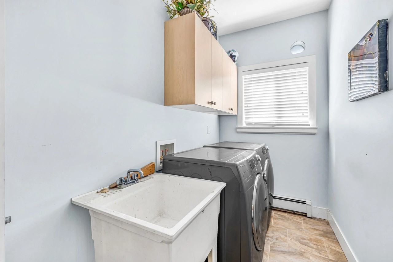 18910 55 Avenue - Photo 5 of 7