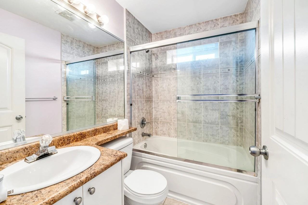 18910 55 Avenue - Photo 6 of 7