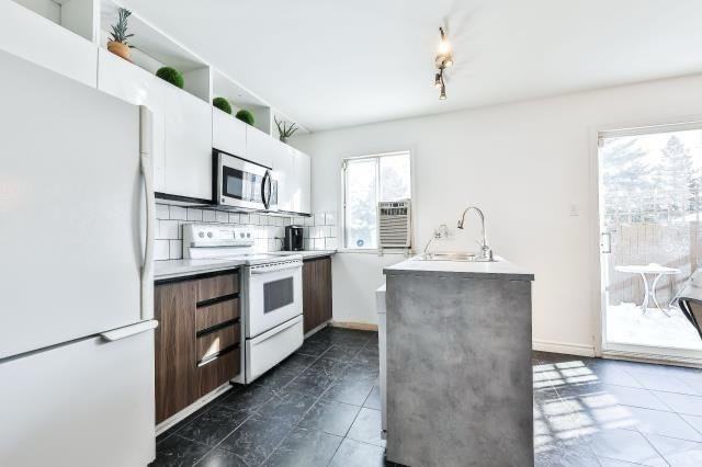 567 Rue Primeau - Photo 4 of 16