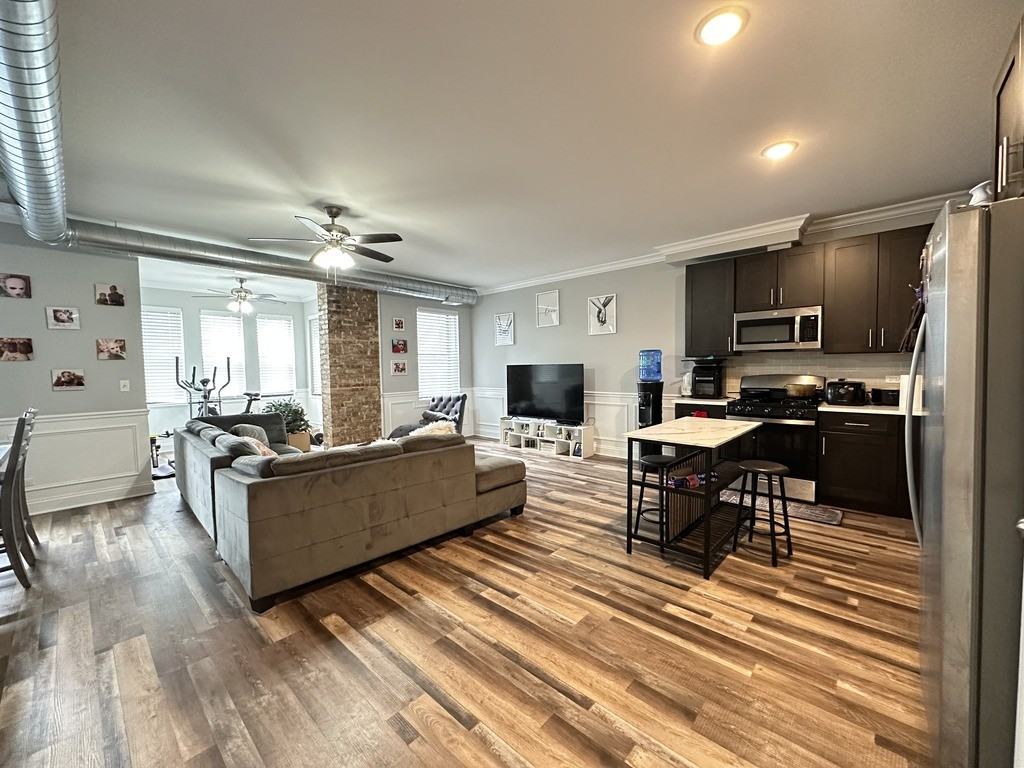 4117 S Michigan Ave #2N - Photo 5 of 21