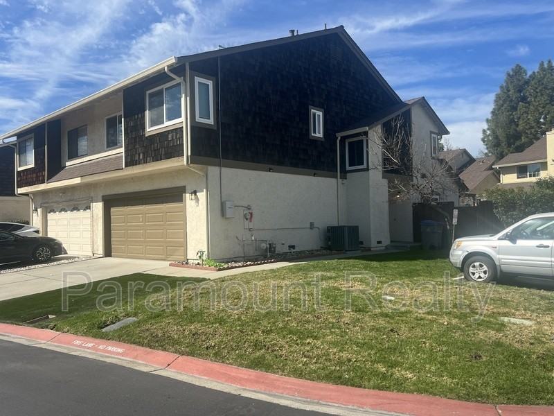 1655 Fern Pine Ct - Photo 2 of 5