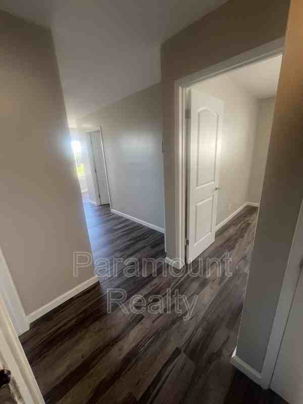 25648 Spring Dr #D - Photo 2 of 15