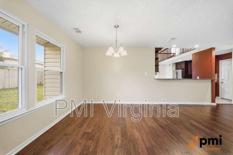 5413 Brookfield Dr - Photo 5 of 37