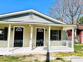 featured image of 727 Henderson Ave #B