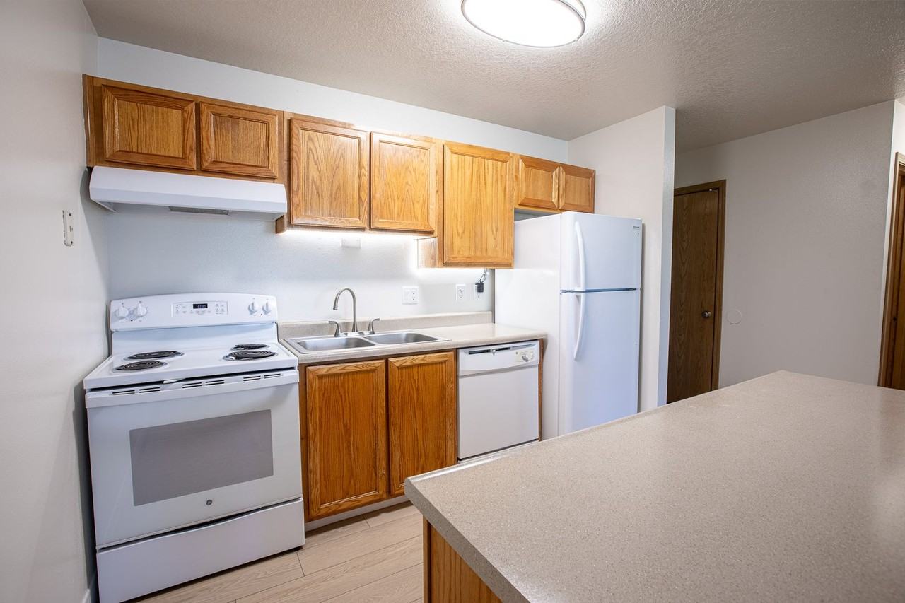 Ridgeview Terrace - Photo 5 of 48