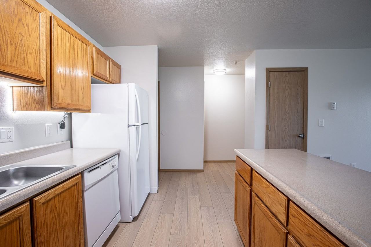 Ridgeview Terrace - Photo 6 of 48