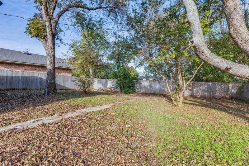 2386 Chart Dr - Photo 7 of 19