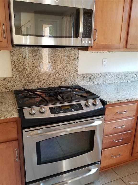 28721 Coal Mountain Court - Photo 4 of 15