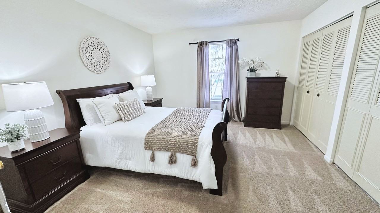 600 Cove Lake Village - Photo 7 of 50