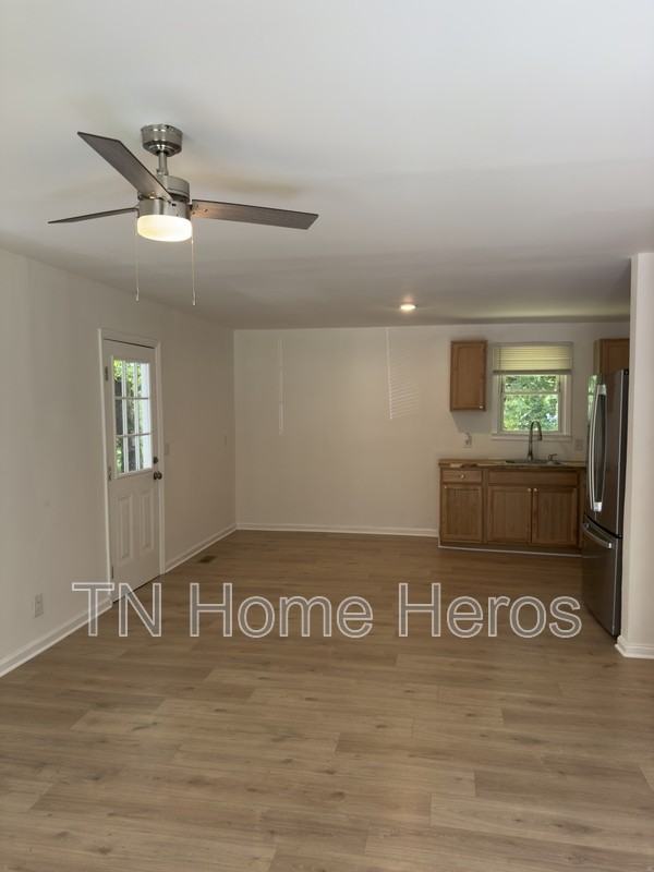 610 Demoss St - Photo 2 of 9