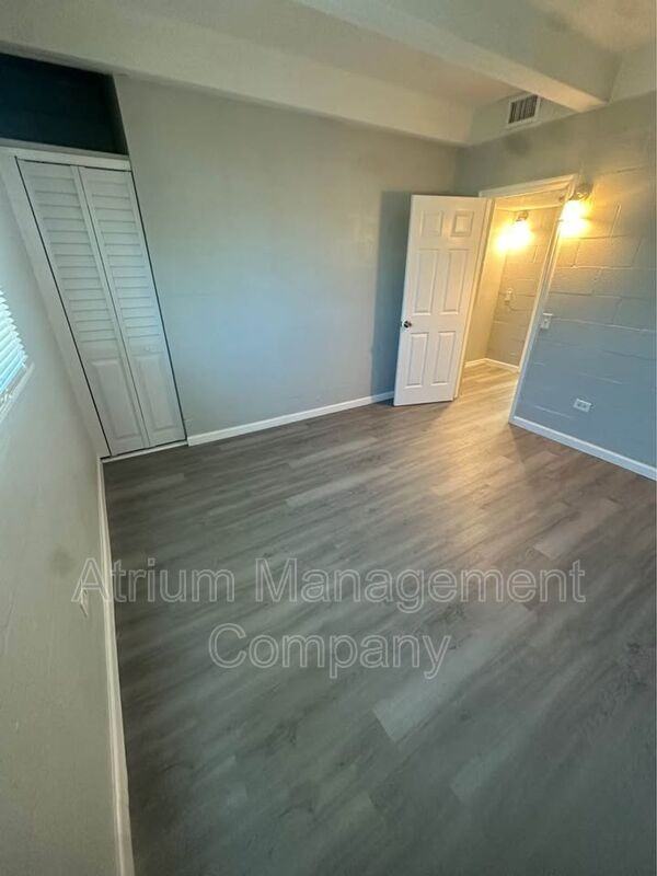 825 E University Blvd #109 - Photo 5 of 12