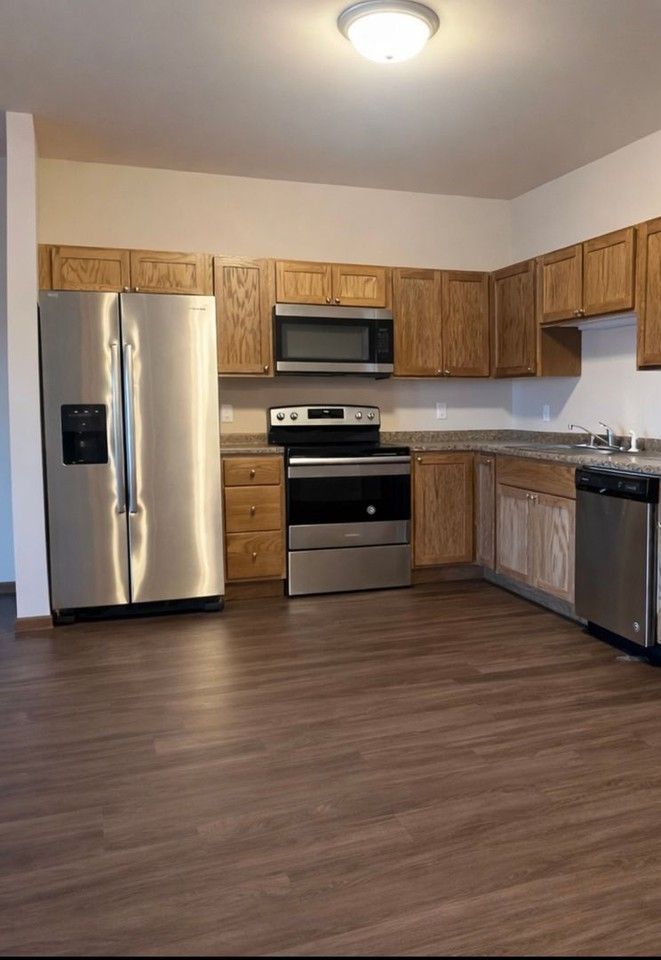 Ohana Apartments - Photo 5 of 36