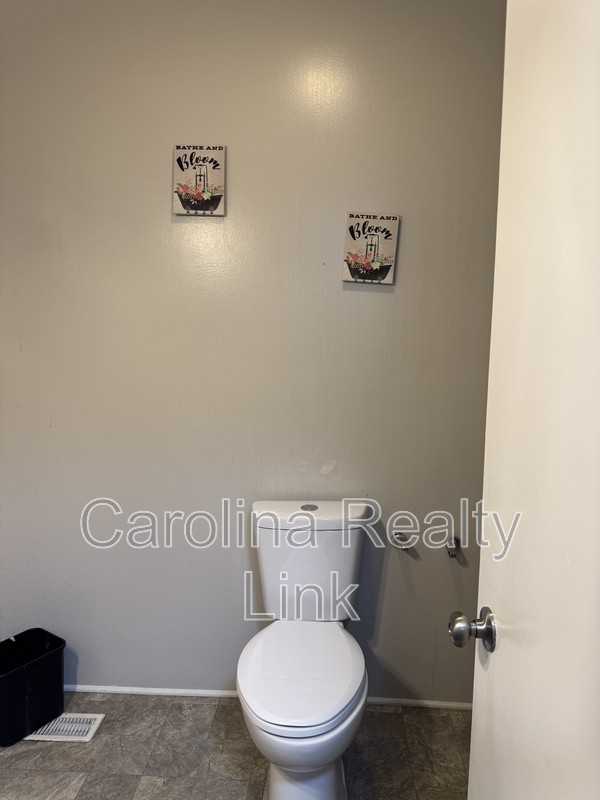 Weststone Dr #2 - Photo 4 of 11