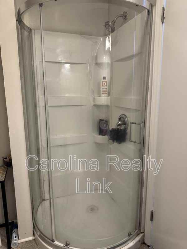 Weststone Dr #2 - Photo 5 of 11