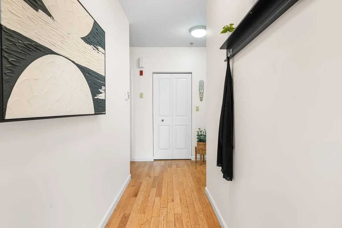 49 Cedar St - Photo 6 of 12