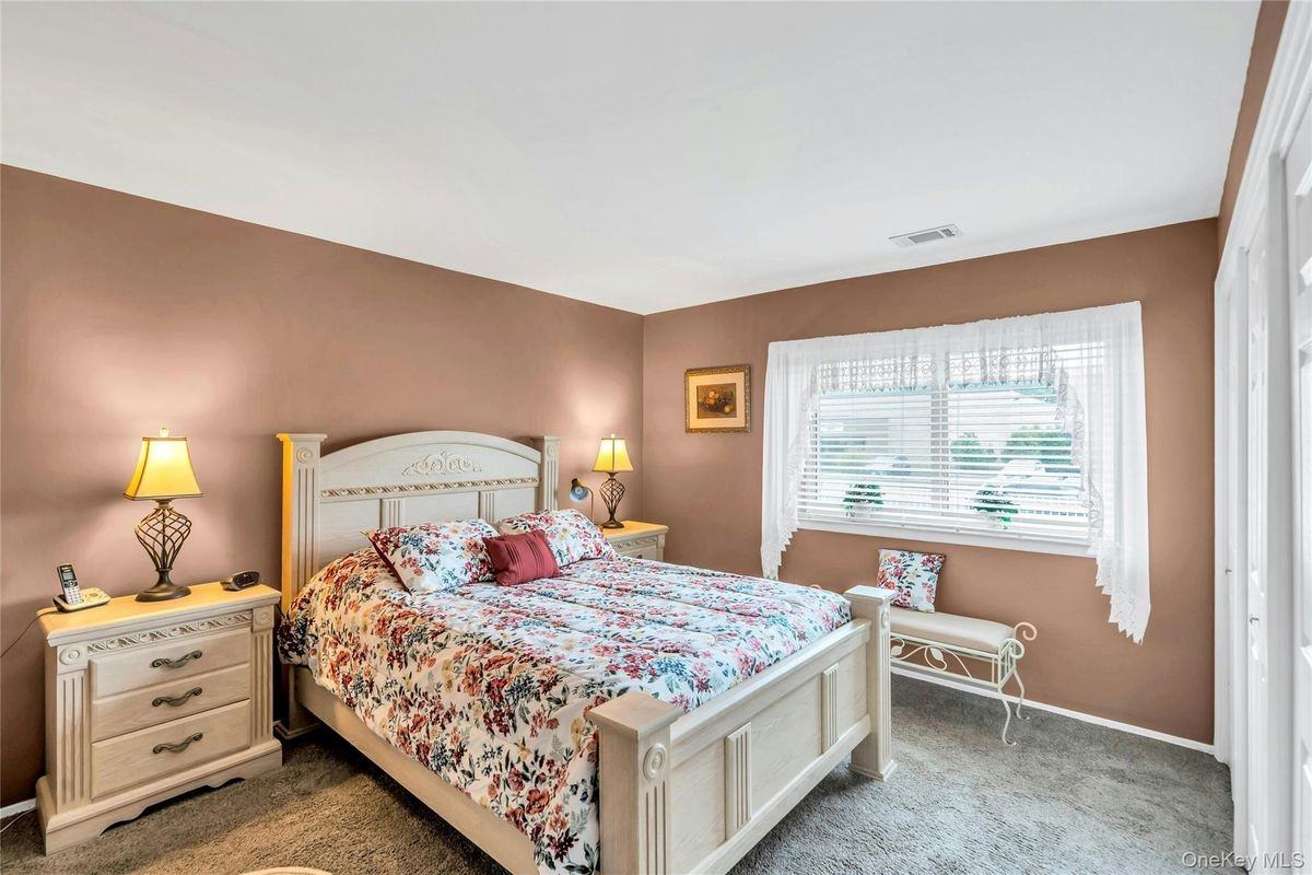 283 Storm Dr - Photo 5 of 11