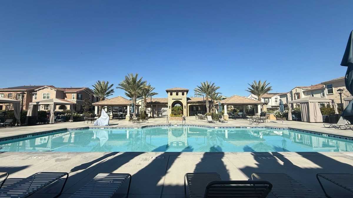 7100 Montecito Ln - Photo 2 of 4