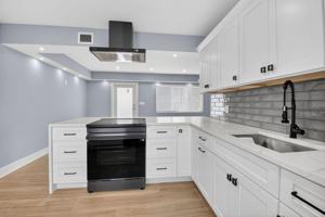 featured image of 341 Se 3rd Ave