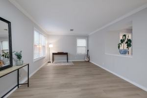 featured image of 834 Quitman Oak