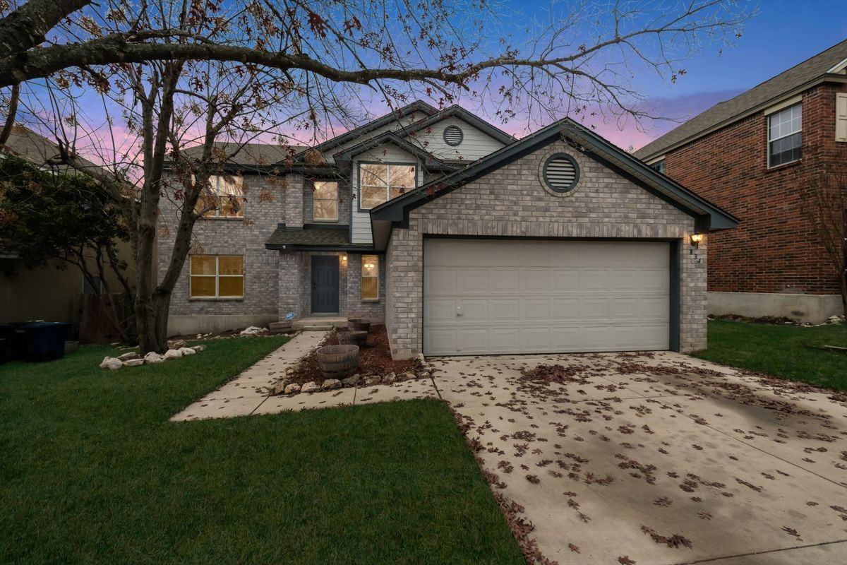 834 Quitman Oak - Photo 2 of 19