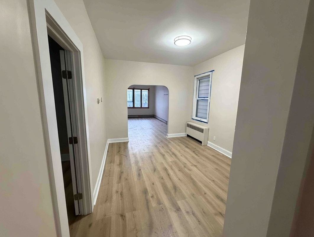 71 W 17th St ##1 - Photo 2 of 7