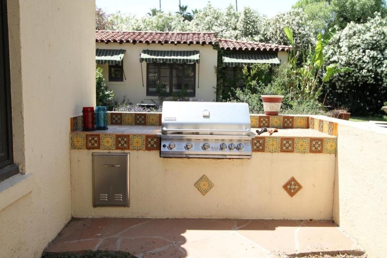 124 E Palm Ln - Photo 2 of 37