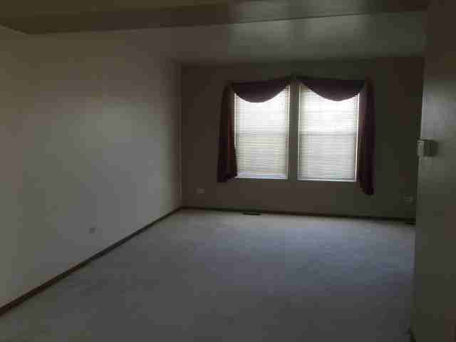 19665 S Arran Dr - Photo 3 of 22