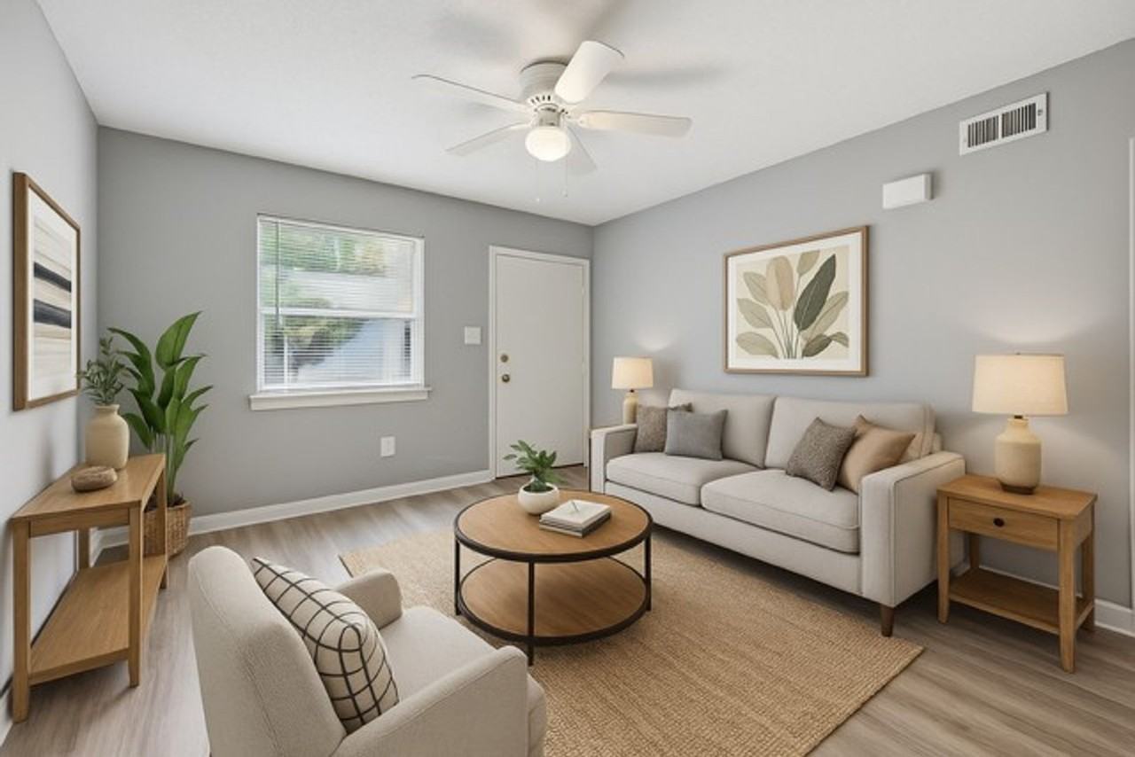 Chimneys Apartments - Photo 7 of 33