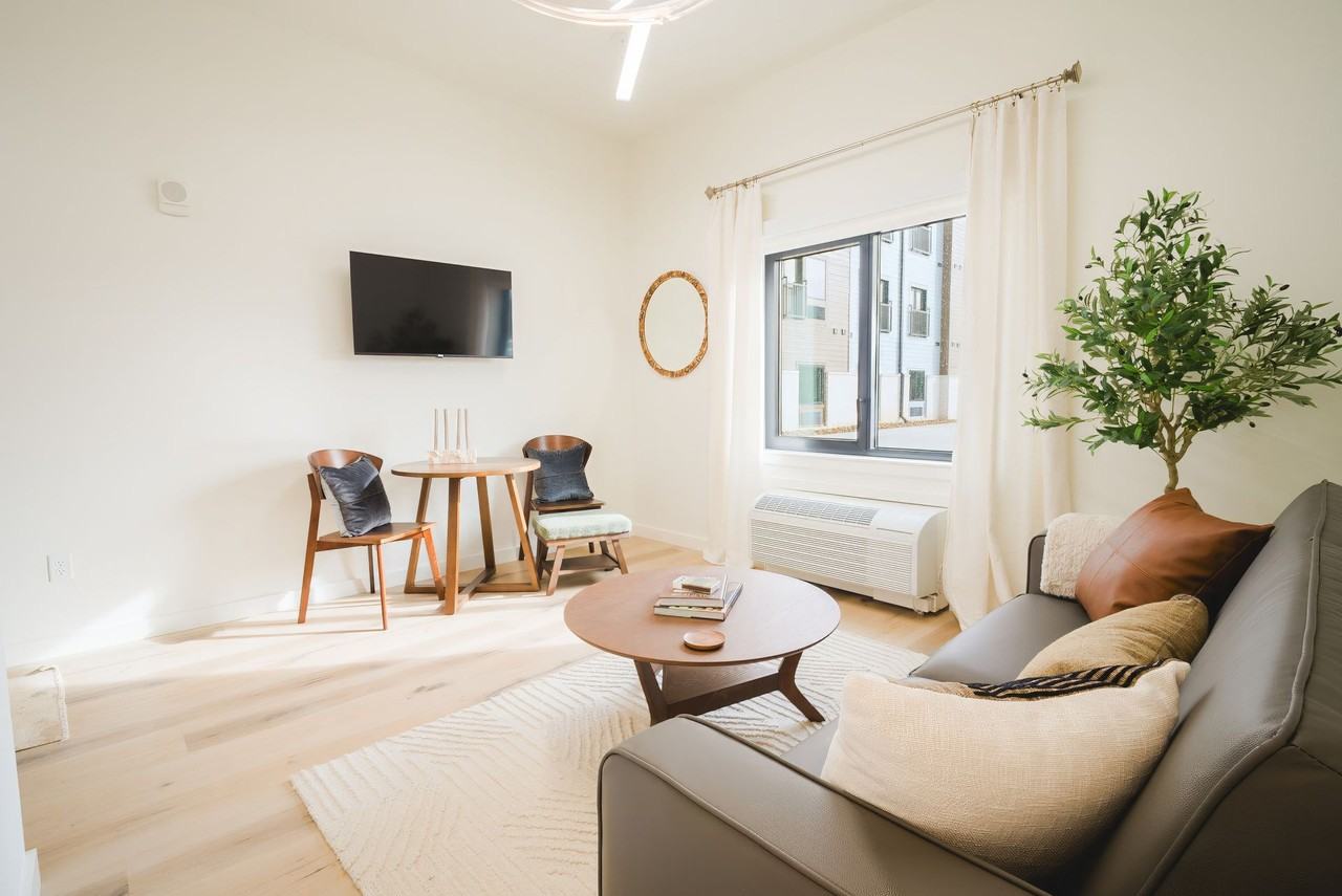 Urban Loft Co. Fayetteville - Photo 2 of 40