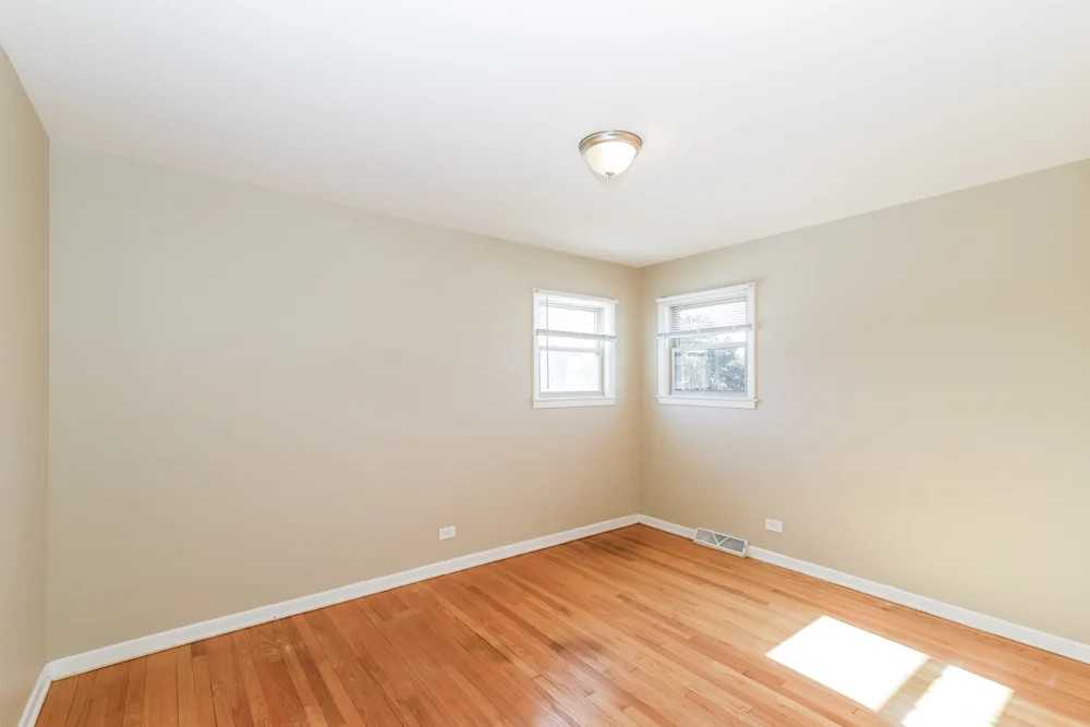 446 North Douglas Avenue - Photo 6 of 14