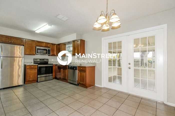 609 Marianna Rd - Photo 6 of 16