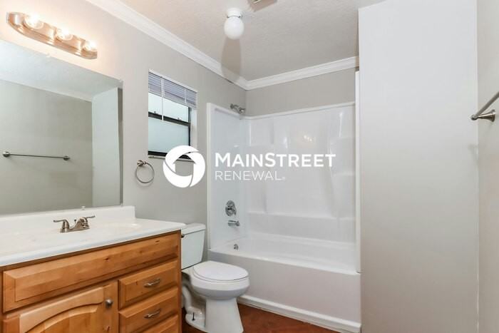 1301 Sw Chase Rd - Photo 7 of 15