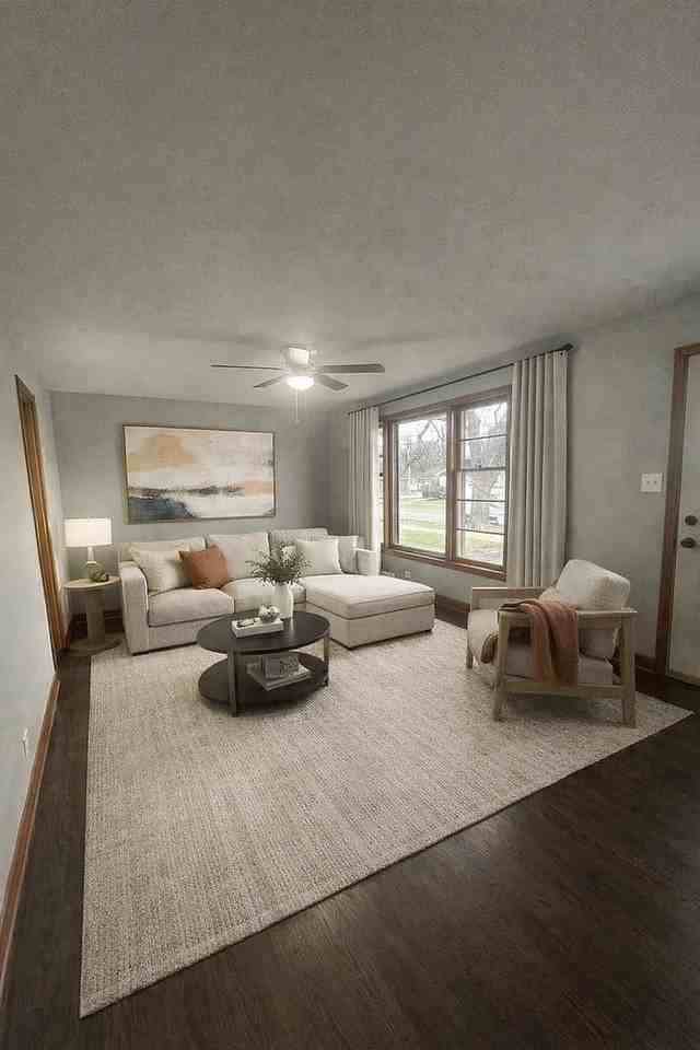 5610 Bohlander Ave - Photo 2 of 17