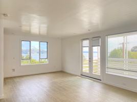 featured image of 77 Bulkley Ave