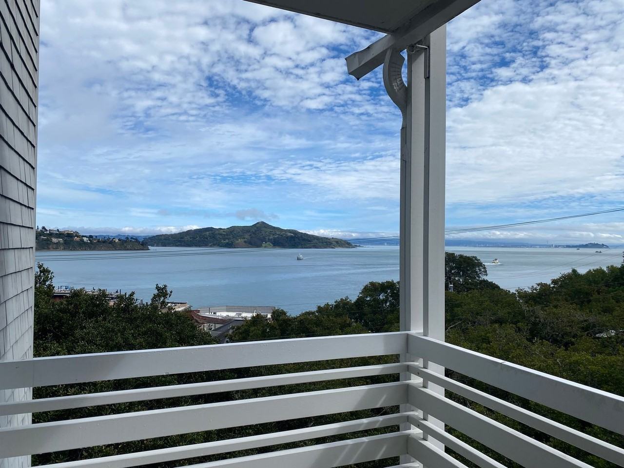 77 Bulkley Ave - Photo 7 of 24