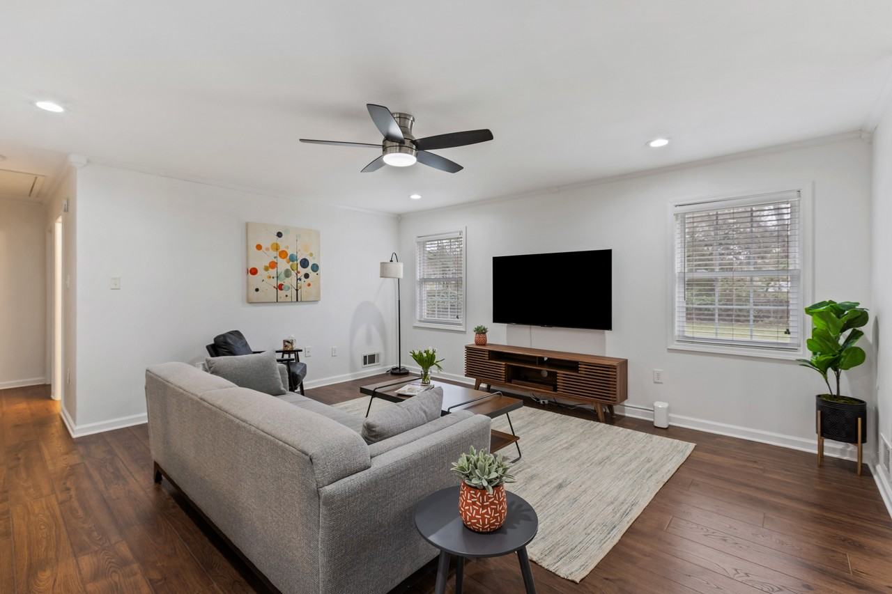 6864 Aspenhill Dr #NA - Photo 7 of 27